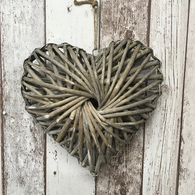 Heart - Small Woven Willow