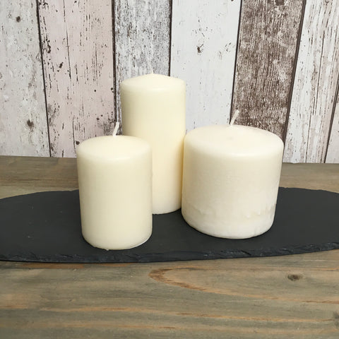Hand Poured Candles in 3 Sizes - Cream